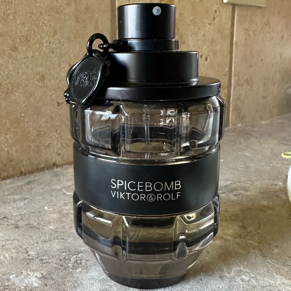 Spicebomb Eau de Toilette-men's cologne-SOLD - Picture 2 of 3